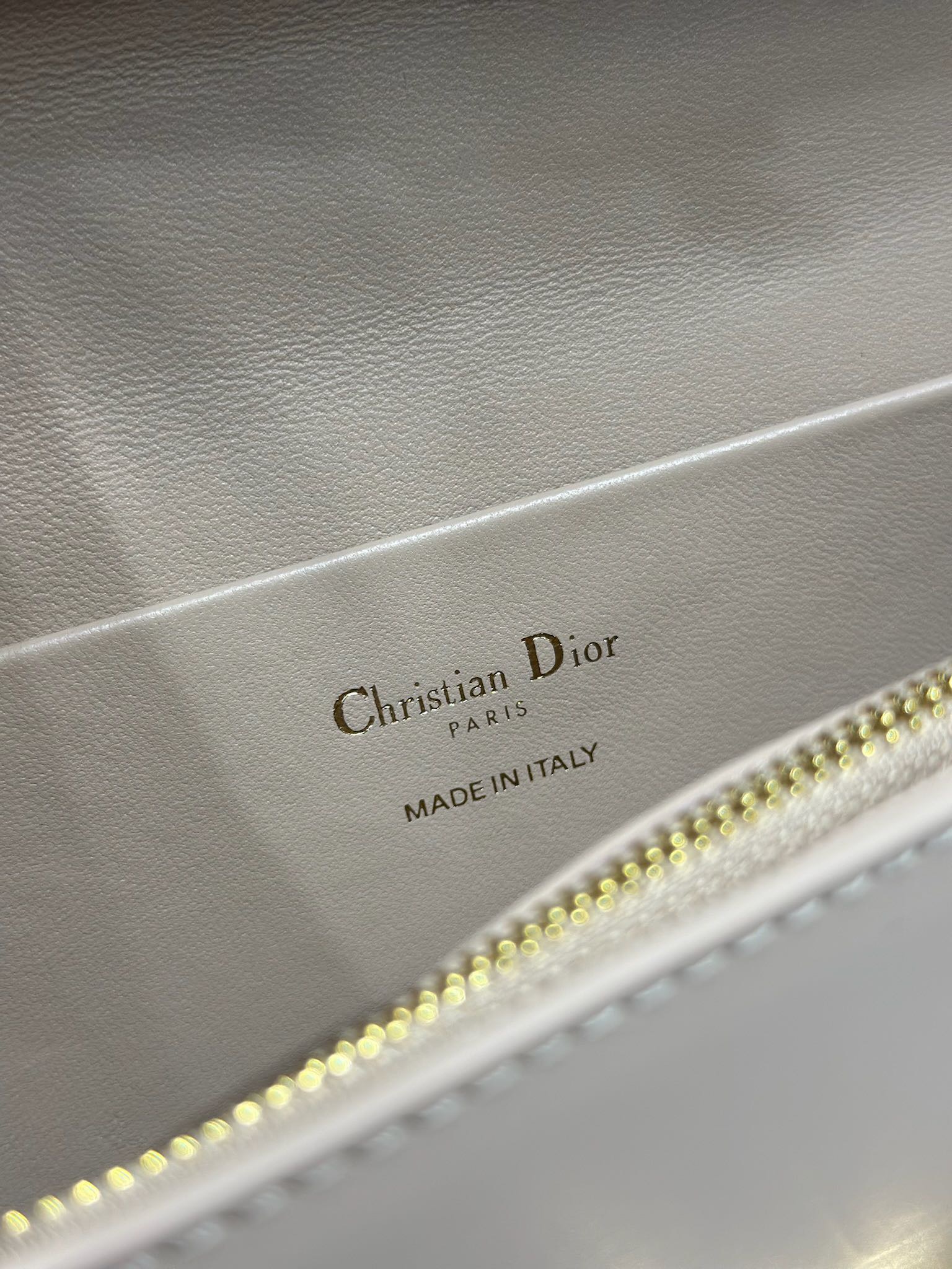 DIOR 30 Montaigne Top Handle