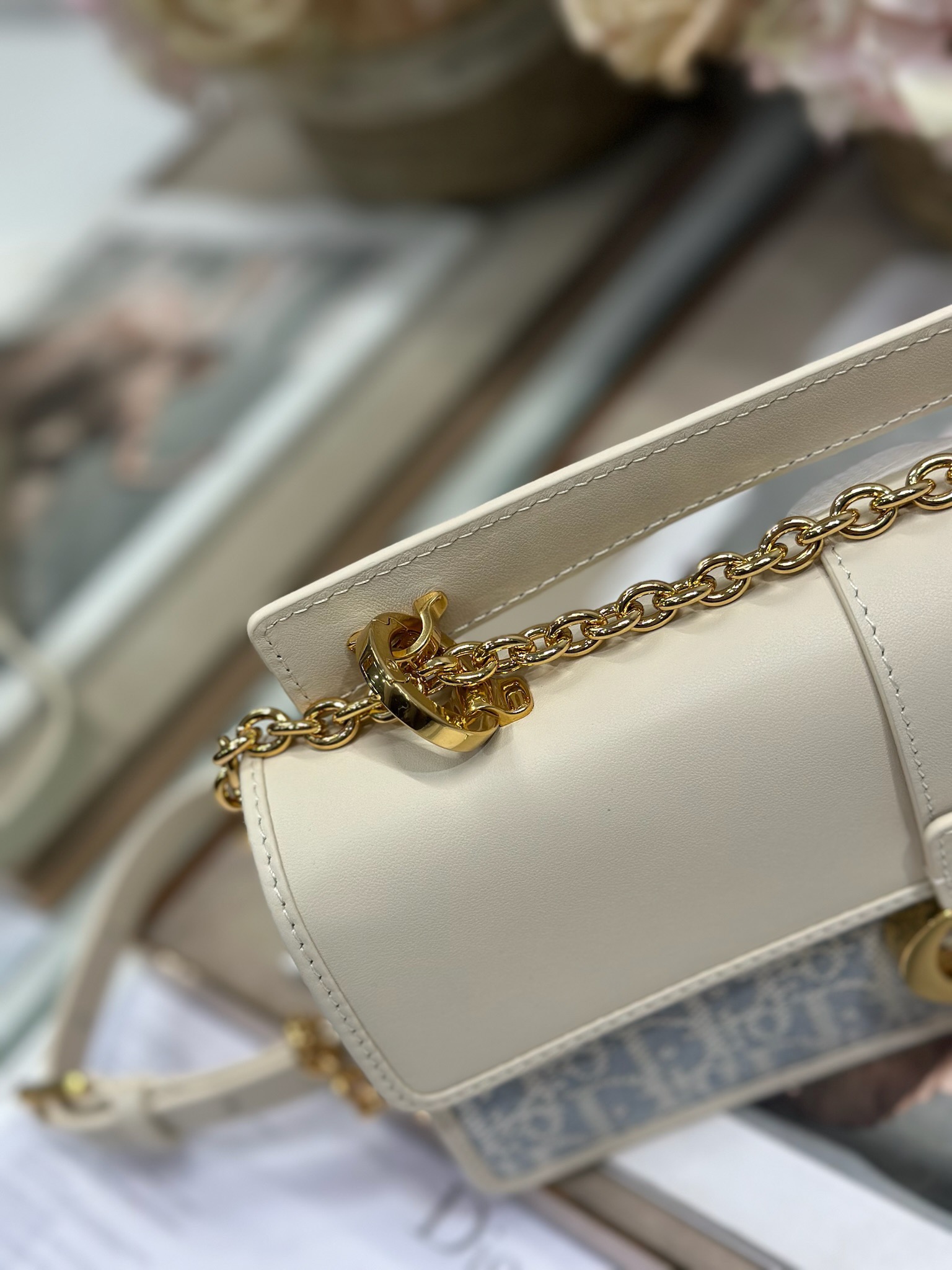 DIOR 30 Montaigne Top Handle