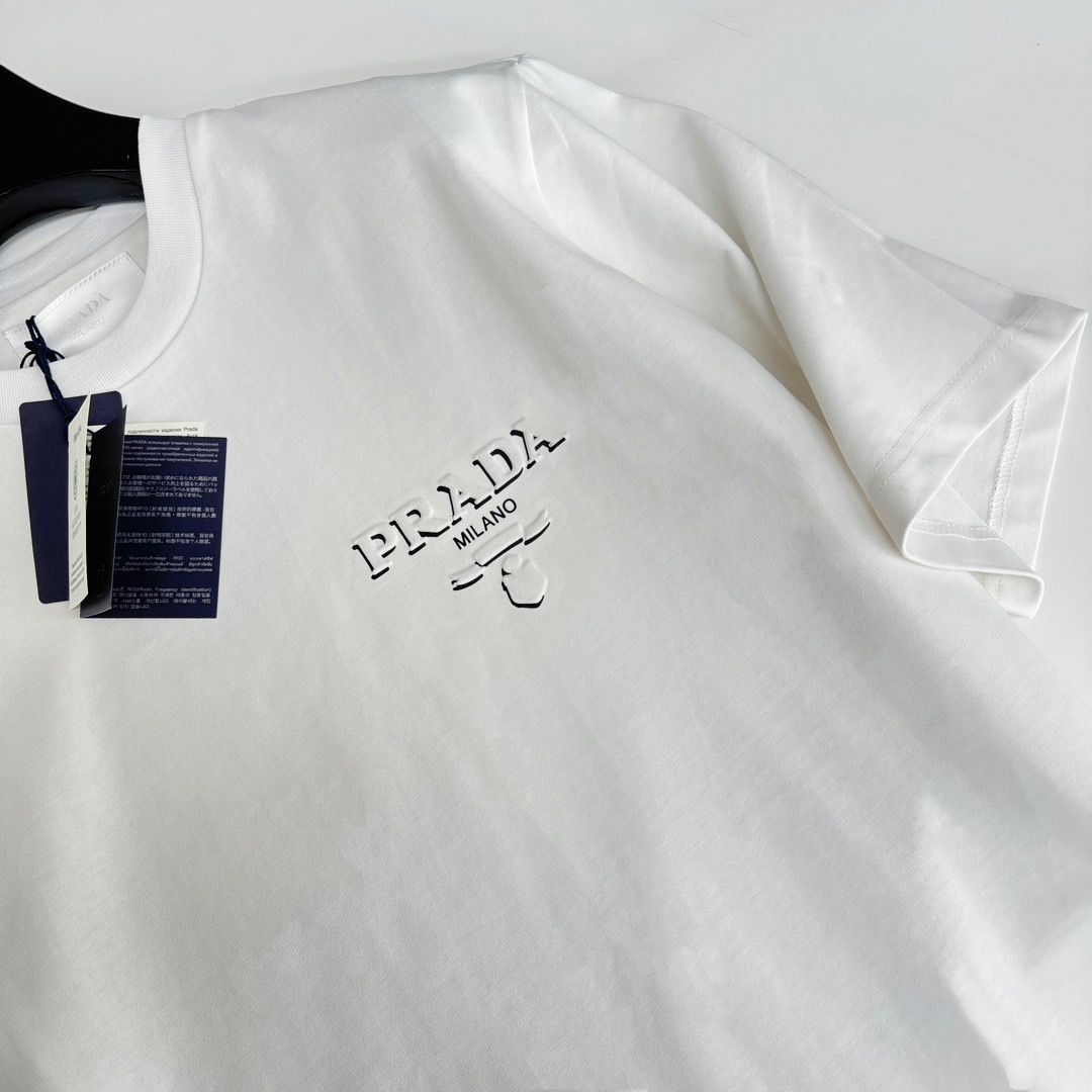 Prada Tshirt