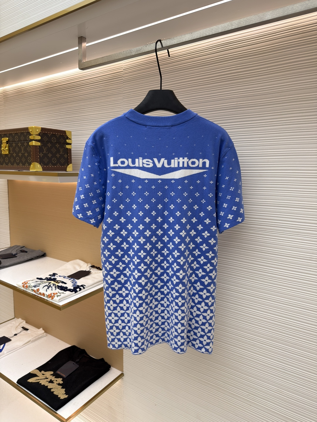 LV Tshirt